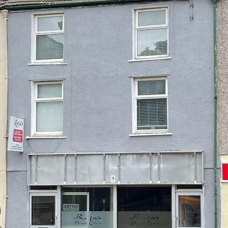 Holyheadinn 外观 照片